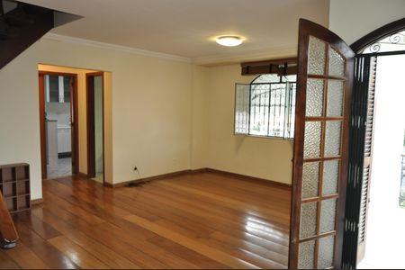Casa à venda com 4 quartos, 146m² em Engenho de Dentro, Rio de Janeiro