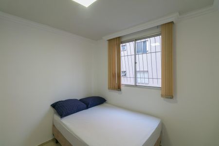 Apartamento à venda com 2 quartos, 53m² em Itapoã, Belo Horizonte