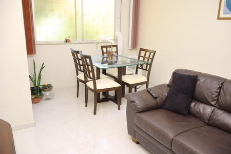 Apartamento para alugar com 2 quartos, 60m² em Imbuí, Salvador