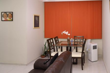 Apartamento para alugar com 2 quartos, 60m² em Imbuí, Salvador
