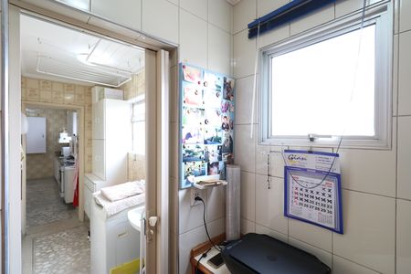 Apartamento à venda com 80m², 2 quartos e 1 vagaCozinha e Área de Serviço