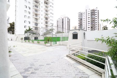Apartamento à venda com 80m², 2 quartos e 1 vagaÁrea comum
