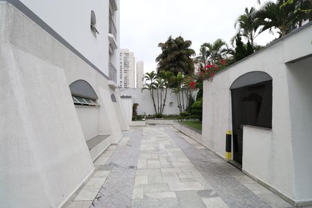 Apartamento à venda com 80m², 2 quartos e 1 vagaÁrea comum