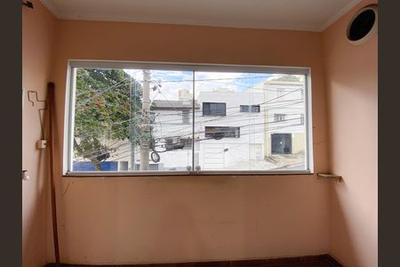 Casa para alugar com 138m², 2 quartos e 2 vagas Casa para alugar com 138m², 2 quartos e 2 vagasQuarto