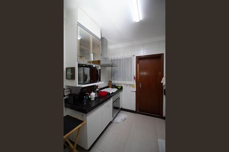 Apartamento à venda com 72m², 2 quartos e 2 vagas Apartamento à venda com 72m², 2 quartos e 2 vagasCozinha - Armários