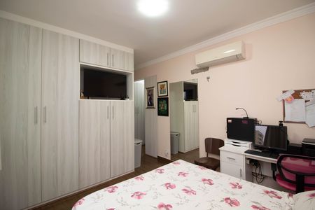 Apartamento à venda com 72m², 2 quartos e 2 vagas Apartamento à venda com 72m², 2 quartos e 2 vagasQuarto 1 - Suíte