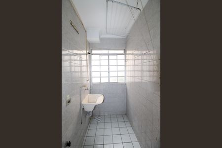 Apartamento para alugar com 55m², 2 quartos e 1 vagaÁrea de Serviço
