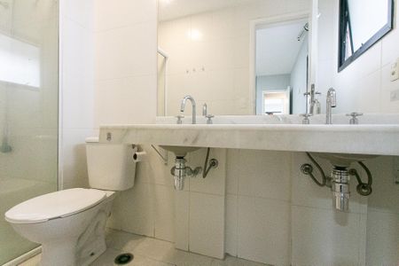 Apartamento para alugar com 100m², 3 quartos e 2 vagas Apartamento para alugar com 100m², 3 quartos e 2 vagasBanheiro da Suíte