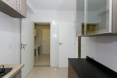 Apartamento para alugar com 100m², 3 quartos e 2 vagas Apartamento para alugar com 100m², 3 quartos e 2 vagasCozinha