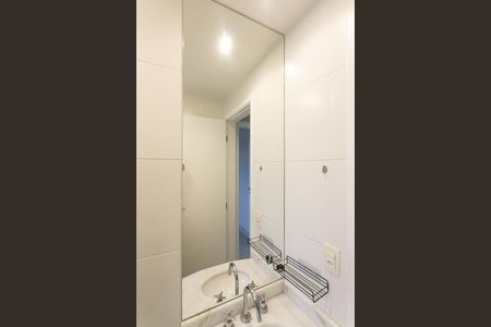 Apartamento para alugar com 100m², 3 quartos e 2 vagas Apartamento para alugar com 100m², 3 quartos e 2 vagasBanheiro
