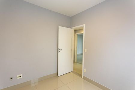 Apartamento para alugar com 100m², 3 quartos e 2 vagas Apartamento para alugar com 100m², 3 quartos e 2 vagasQuarto 2