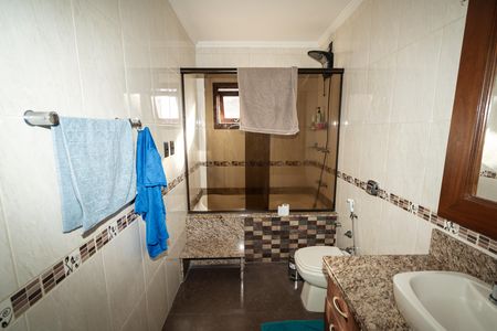 Casa para alugar com 300m², 4 quartos e 4 vagasSuíte