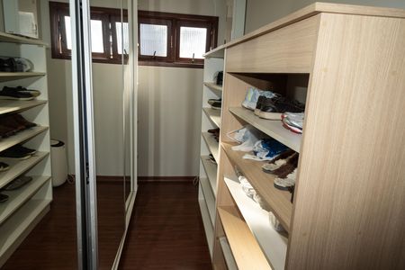 Casa para alugar com 300m², 4 quartos e 4 vagasSuíte