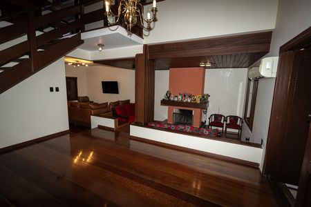 Casa para alugar com 300m², 4 quartos e 4 vagasSala