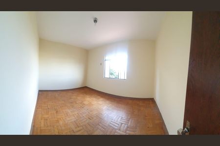Casa à venda com 160m², 4 quartos e 4 vagas Casa à venda com 160m², 4 quartos e 4 vagasCasa 1