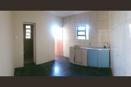 Casa à venda com 160m², 4 quartos e 4 vagas Casa à venda com 160m², 4 quartos e 4 vagasCasa 2