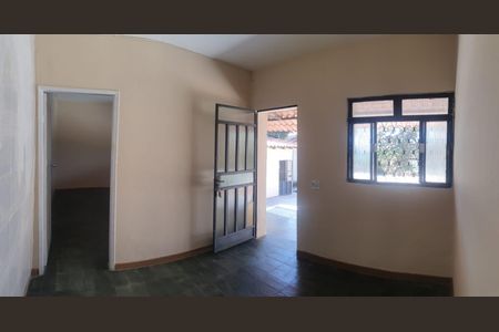Casa à venda com 160m², 4 quartos e 4 vagas Casa à venda com 160m², 4 quartos e 4 vagasCasa 2