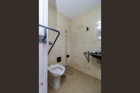 Apartamento à venda com 121m², 3 quartos e 2 vagas Apartamento à venda com 121m², 3 quartos e 2 vagasBanheiro da Suíte