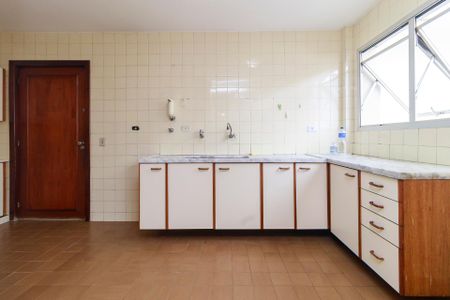 Apartamento à venda com 121m², 3 quartos e 2 vagas Apartamento à venda com 121m², 3 quartos e 2 vagasCozinha