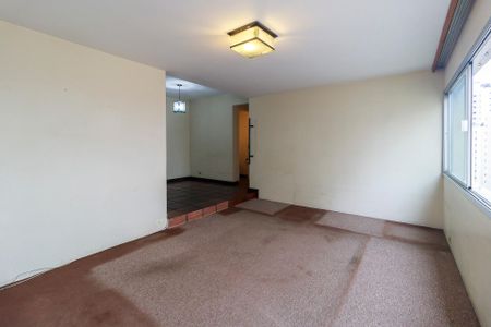 Apartamento à venda com 121m², 3 quartos e 2 vagas Apartamento à venda com 121m², 3 quartos e 2 vagasSala