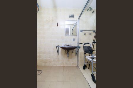 Apartamento à venda com 121m², 3 quartos e 2 vagas Apartamento à venda com 121m², 3 quartos e 2 vagasBanheiro da Suíte