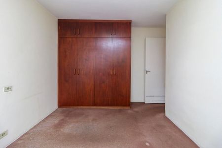 Apartamento à venda com 121m², 3 quartos e 2 vagas Apartamento à venda com 121m², 3 quartos e 2 vagasQuarto