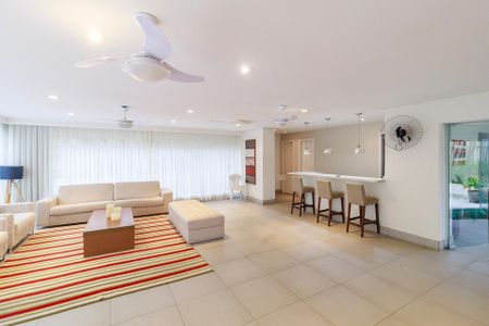 Apartamento à venda com 121m², 3 quartos e 2 vagas Apartamento à venda com 121m², 3 quartos e 2 vagasÁrea comum