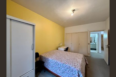 Casa para alugar com 267m², 4 quartos e 5 vagas Casa para alugar com 267m², 4 quartos e 5 vagasQuarto 3