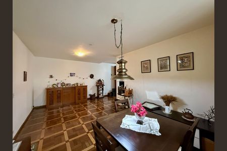 Sala  de casa para alugar com 4 quartos, 267m² em Jardim das Acacias, São Paulo