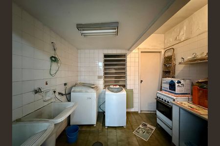 Casa para alugar com 267m², 4 quartos e 5 vagas Casa para alugar com 267m², 4 quartos e 5 vagasÁrea de Serviço