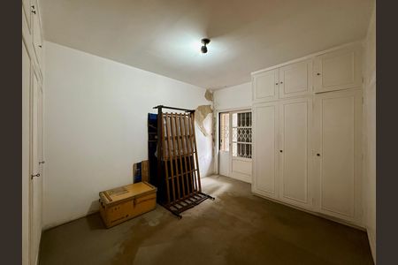 Casa para alugar com 267m², 4 quartos e 5 vagas Casa para alugar com 267m², 4 quartos e 5 vagasSuíte 2