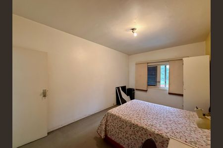 Casa para alugar com 267m², 4 quartos e 5 vagas Casa para alugar com 267m², 4 quartos e 5 vagasQuarto 3