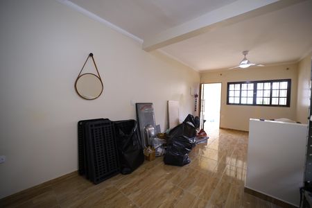 Casa para alugar com 126m², 3 quartos e 2 vagasSala