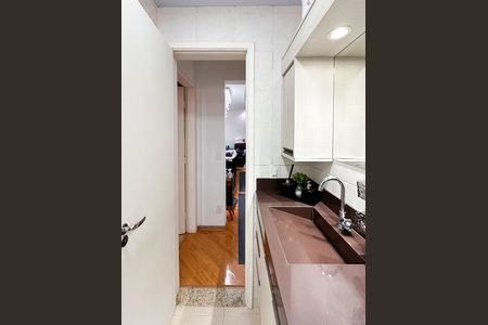 Apartamento à venda com 68m², 3 quartos e 1 vagaBanheiro Social
