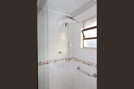 Casa à venda com 150m², 2 quartos e sem vagaBanheiro da Suíte