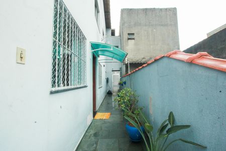 Casa à venda com 200m², 3 quartos e 2 vagasQuintal Lateral