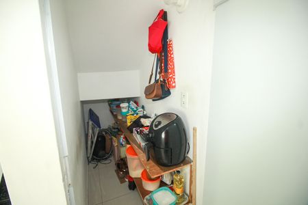 Casa à venda com 200m², 3 quartos e 2 vagasDespensa