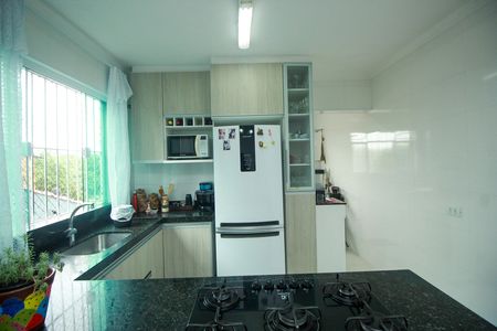Casa à venda com 200m², 3 quartos e 2 vagasCozinha