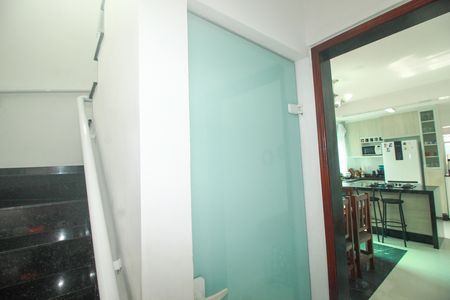 Despensa de casa à venda com 3 quartos, 200m² em Vila Humaita, Santo André