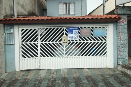 Casa à venda com 200m², 3 quartos e 2 vagasPlaca instalada em 20/05/2026 com o código ACBY-595