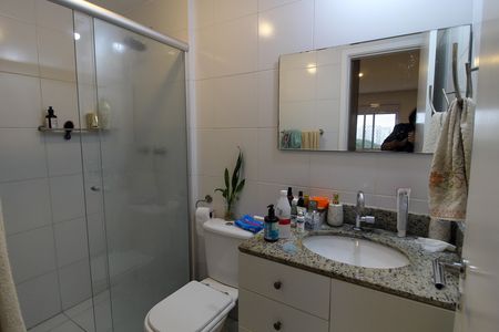 Apartamento à venda com 60m², 2 quartos e 1 vaga Apartamento à venda com 60m², 2 quartos e 1 vagaBanheiro do Quarto 2