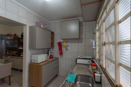 Casa à venda com 160m², 2 quartos e 2 vagas Casa à venda com 160m², 2 quartos e 2 vagasCozinha