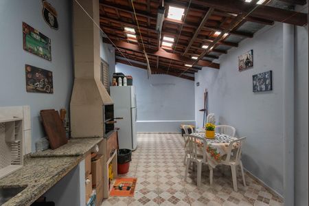 Casa à venda com 160m², 2 quartos e 2 vagas Casa à venda com 160m², 2 quartos e 2 vagasEspaço Gourmet