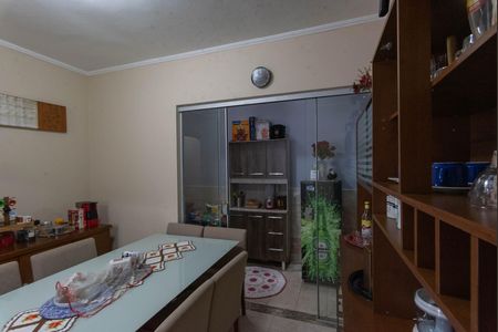 Casa à venda com 160m², 2 quartos e 2 vagas Casa à venda com 160m², 2 quartos e 2 vagasSala de Jantar