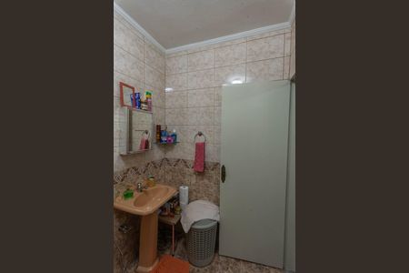 Casa à venda com 160m², 2 quartos e 2 vagas Casa à venda com 160m², 2 quartos e 2 vagasBanheiro da Suíte