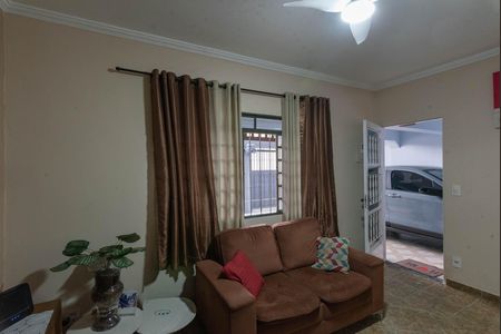 Sala de casa à venda com 2 quartos, 160m² em Jardim Santa Lúcia, Campinas