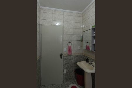Casa à venda com 160m², 2 quartos e 2 vagas Casa à venda com 160m², 2 quartos e 2 vagasBanheiro