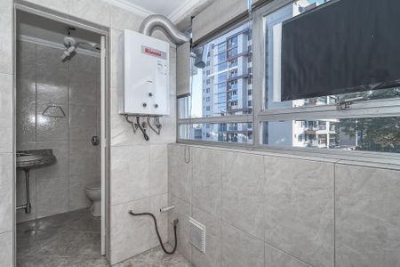 Apartamento à venda com 129m², 3 quartos e 1 vagaÁrea de Serviço