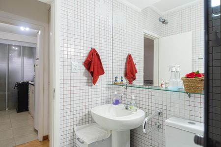 Banheiro de apartamento à venda com 1 quarto, 32m² em Consolação, São Paulo
