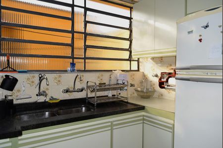Casa à venda com 351m², 4 quartos e 5 vagasCozinha